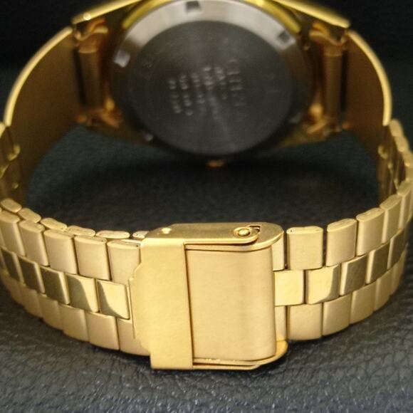 Vintage 1983 Citizen Automatic Mens Gold Watch W/daydate & Green accents - Picture 2 of 10